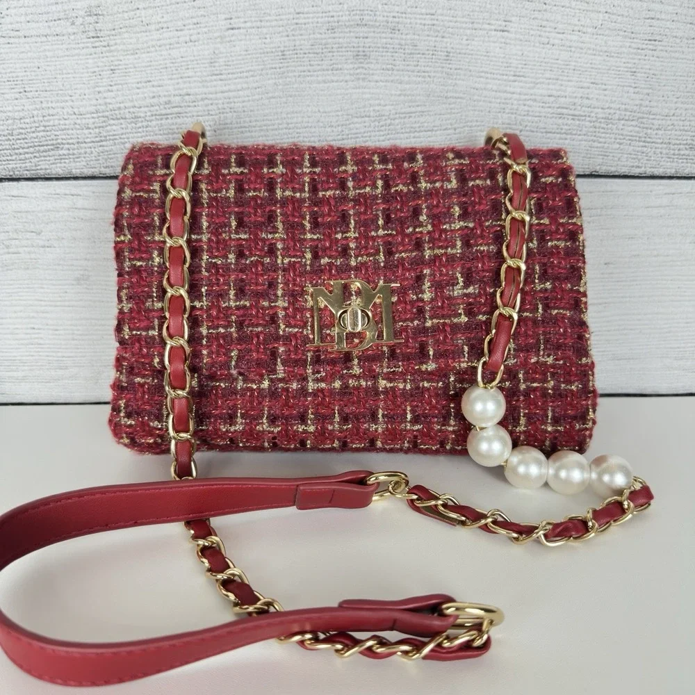 Badgley Mischka Woven Tweed‎ Messenger Bag Gold Red Coquette Pearls Chain